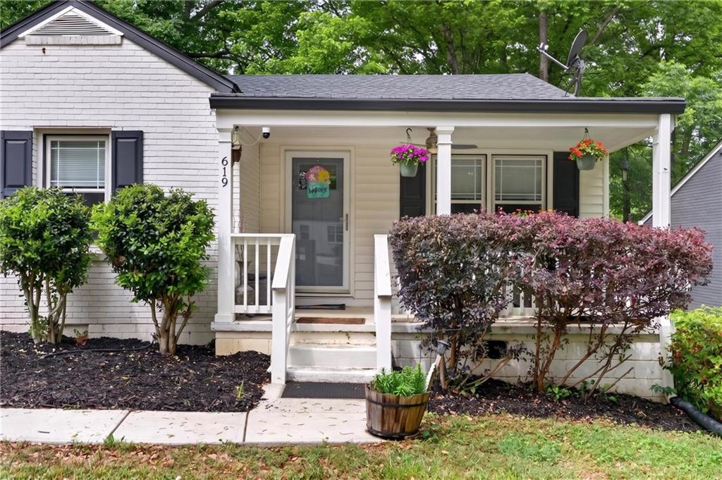 619 Daniel Avenue Decatur, GA 30032 - Photo 5 of 35