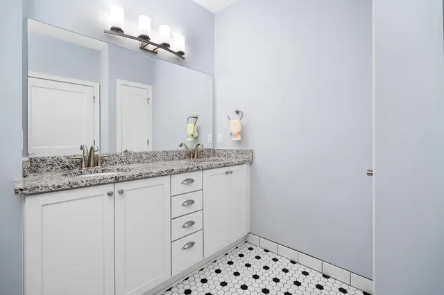 $362,500 | 611 Woodland Drive, Dexter, MI 48130