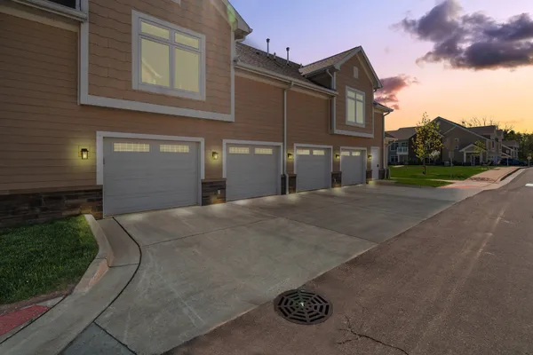 $340,000 | 611 Woodland Drive, Dexter, MI 48130