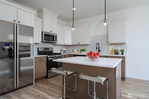 $1,199,000 | 388 Polska Street, Sedro-Woolley, WA 98284