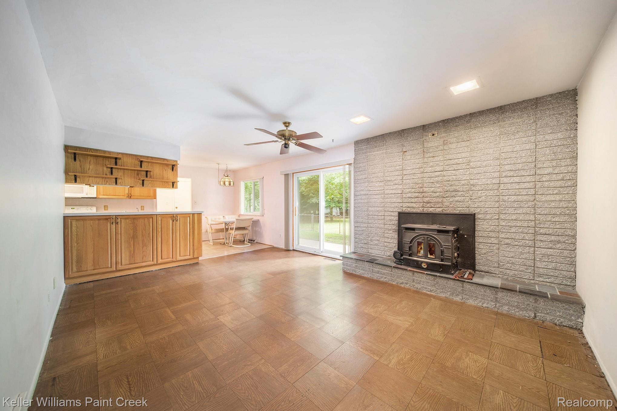 1322 Seville Road Rochester, MI 48309 - Photo 13 of 35 1322 Seville_12.jpg