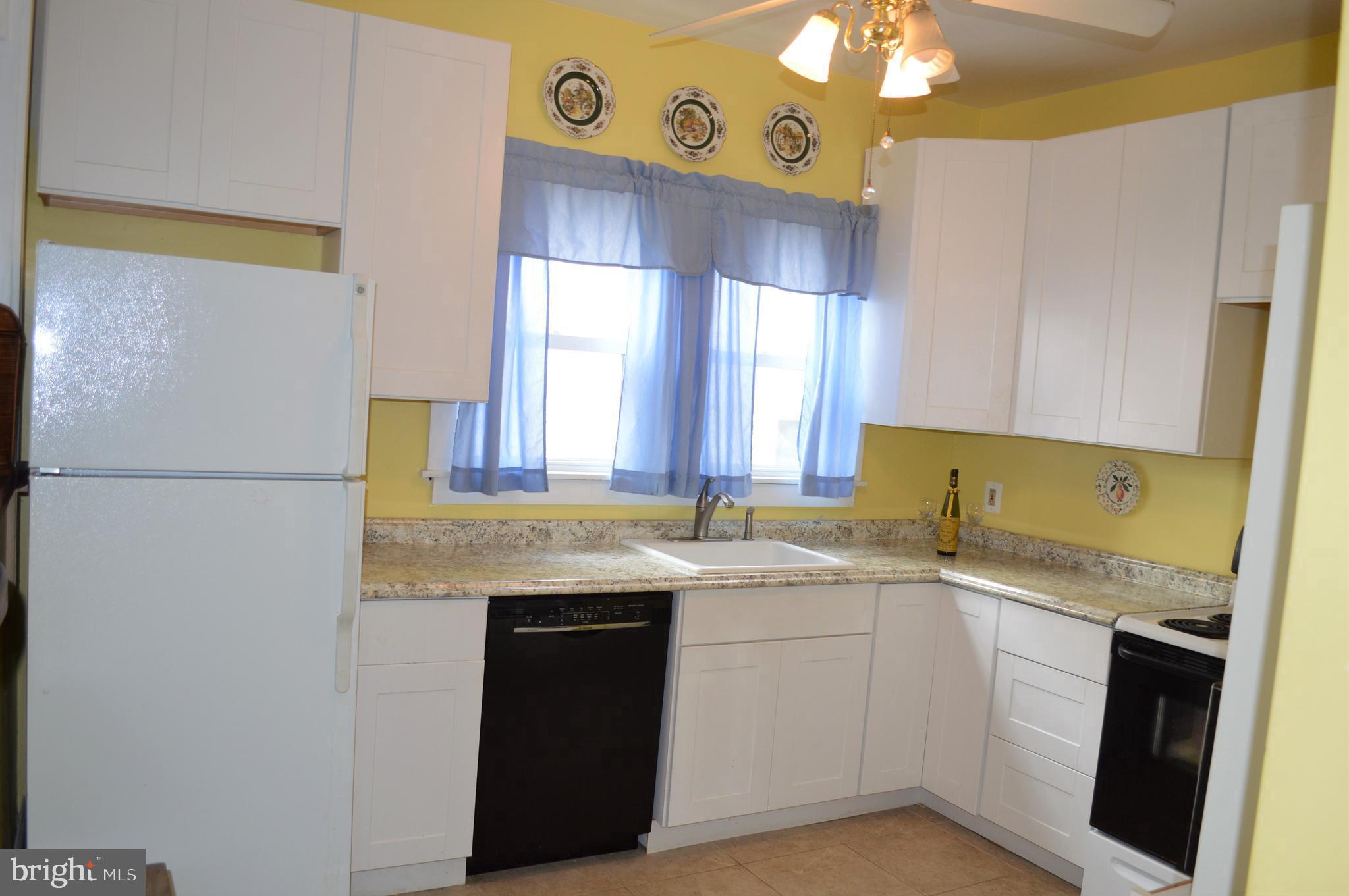 28 West Roland Road Brookhaven, PA 19015 - Photo 19 of 38 Newer Kitchen. Dishwasher