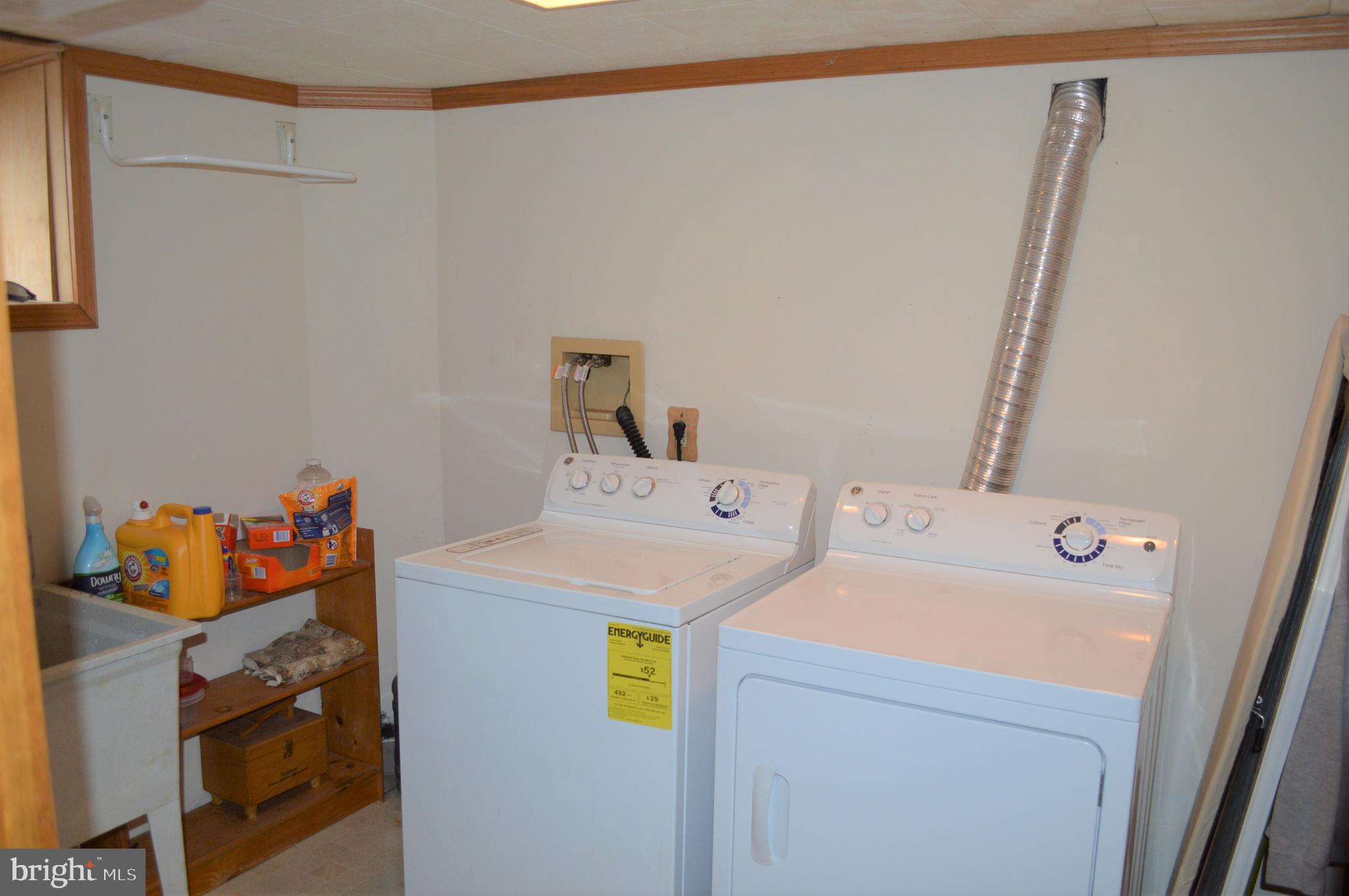 28 West Roland Road Brookhaven, PA 19015 - Photo 37 of 38 Lower level laundry