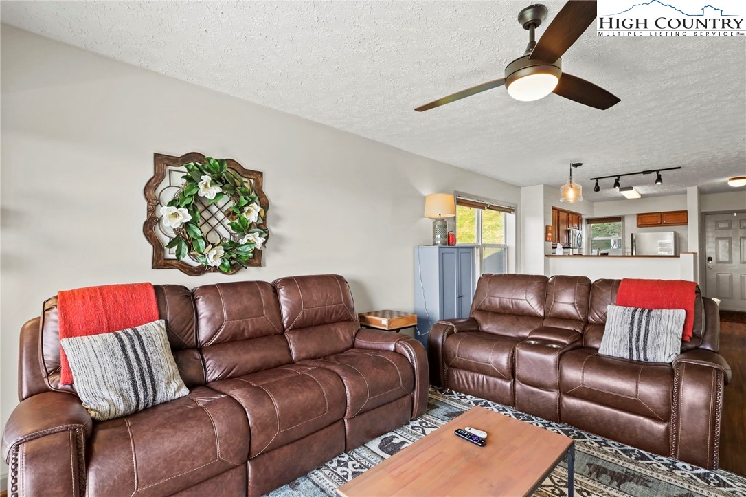 510 Elderberry Ridge Road, Unit F102 Beech Mountain, NC 28604 - Photo 5 of 44 Gallery Image 5