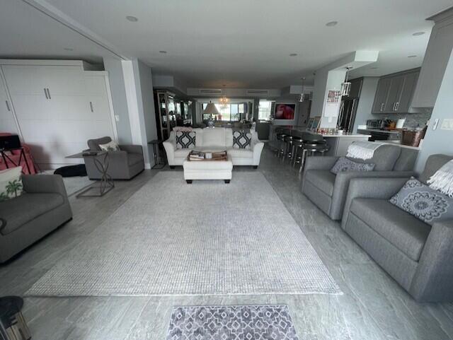 2860 South Ocean Boulevard, Unit 301 Palm Beach, FL 33480 - Photo 7 of 31 thumbnail_IMG_9116