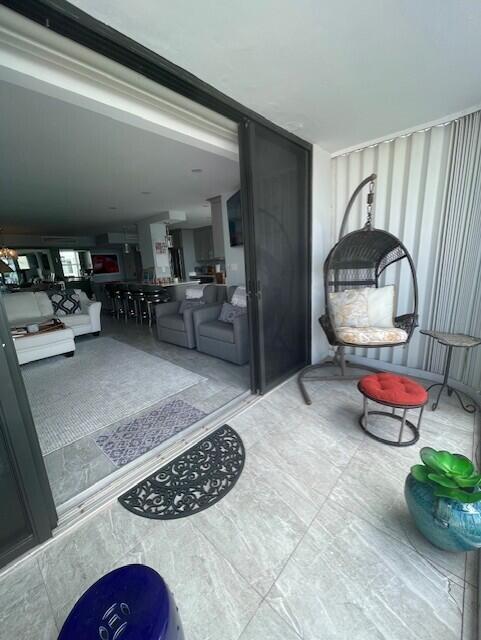 2860 South Ocean Boulevard, Unit 301 Palm Beach, FL 33480 - Photo 8 of 31 thumbnail_IMG_9118