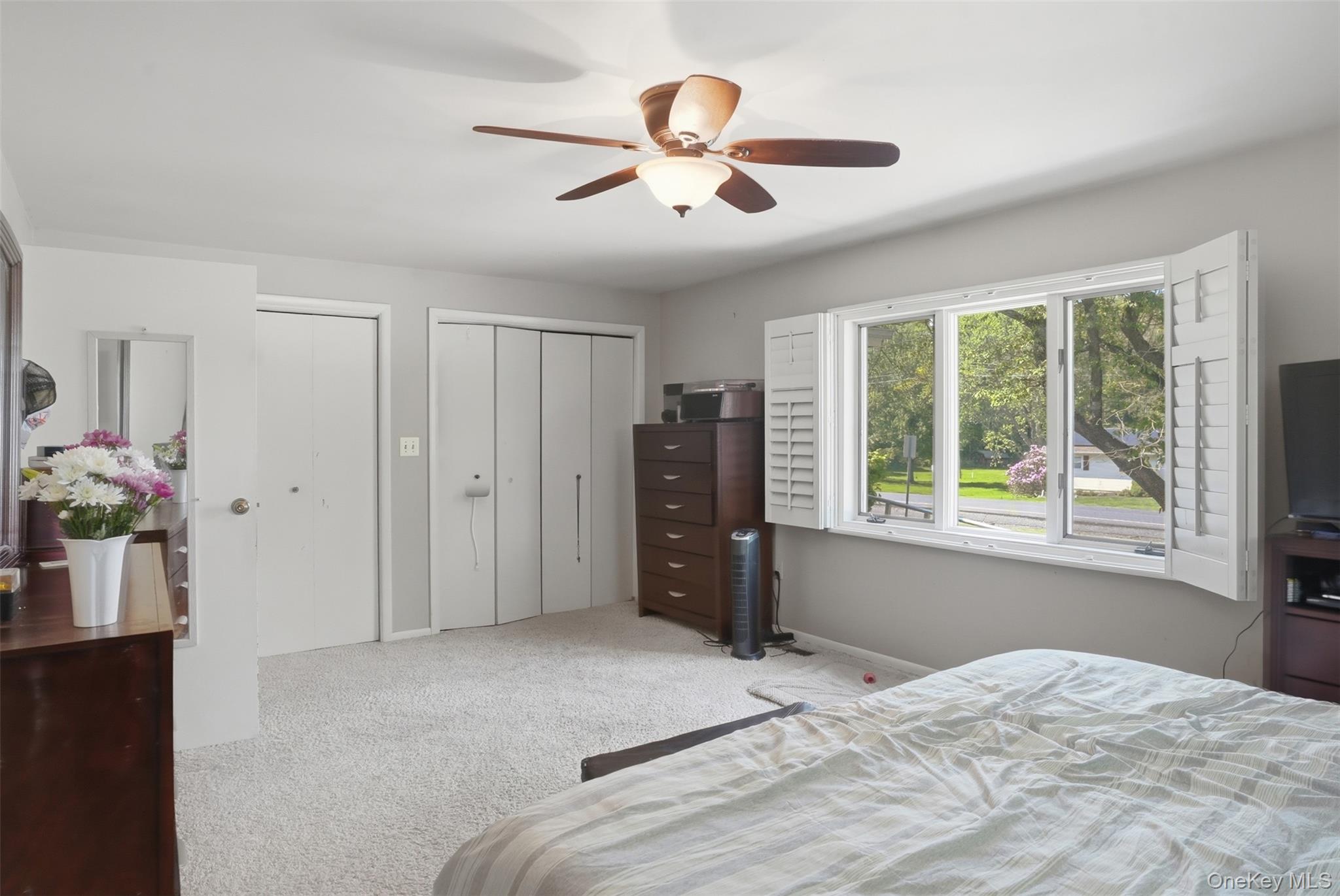 147 County Rte 1 Warwick, NY 10990 - Photo 18 of 45 a bedroom with a bed and a window