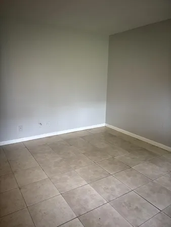 $1,630 | 5150 Northeast 6th Avenue, Unit 109, Oakland Park, FL 33334