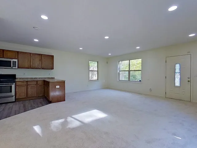 $292,500 | 3419 North 6th Street, Minneapolis, MN 55412