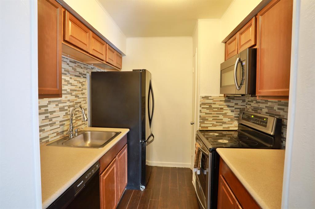 8110 Skillman Street, Unit 2091 Dallas, TX 75231 - Photo 3 of 8