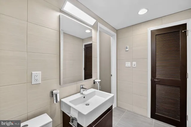 $285,000 | 2475 Virginia Avenue Northwest, Unit 113, Washington, DC 20037