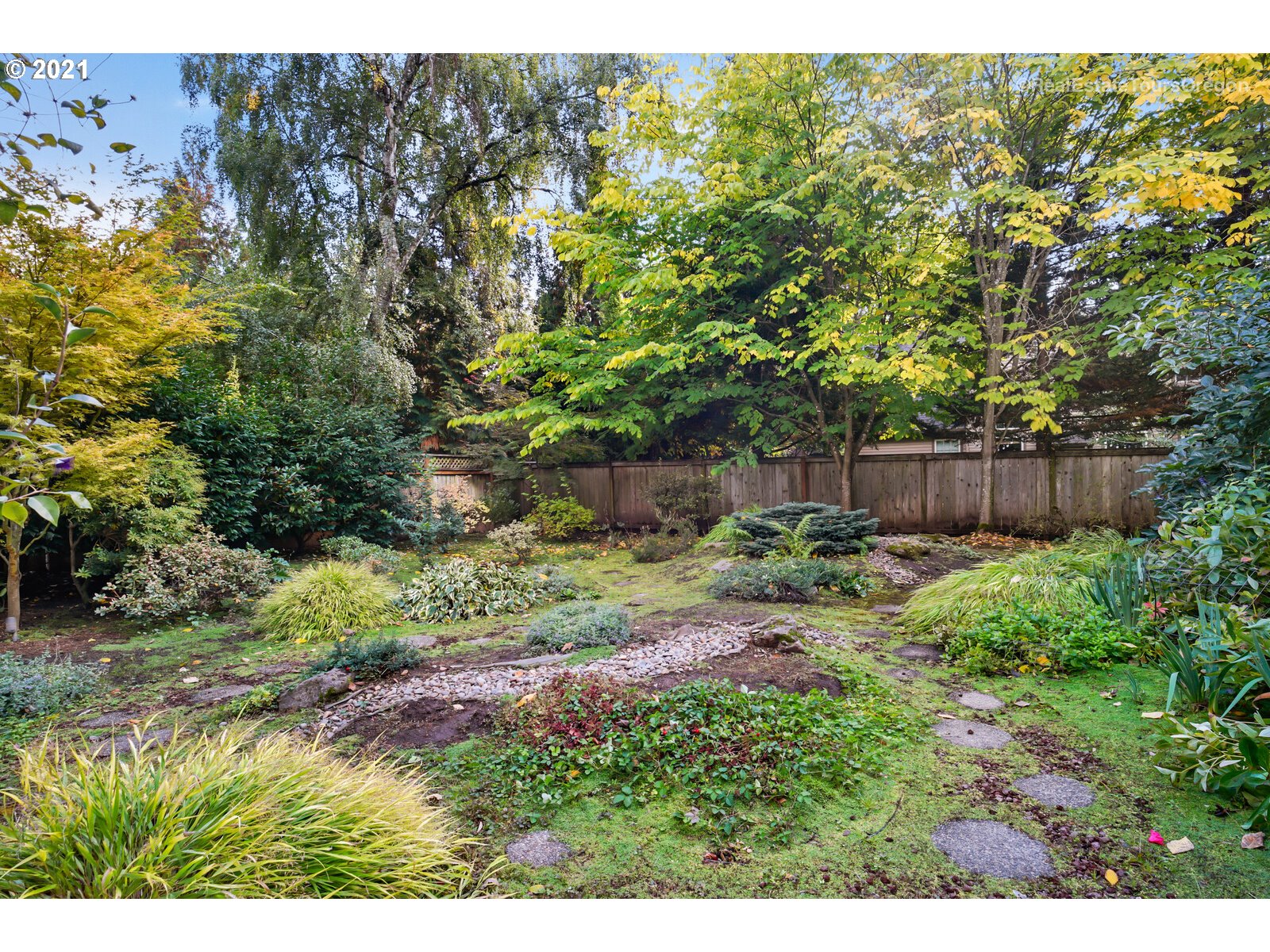 3973 Southwest Childs Road Lake Oswego, OR 97034 - Photo 30 of 32 Gallery Image 30