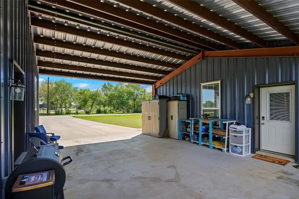 $599,000 | 1416 Avenue L, Santa Fe, TX 77510