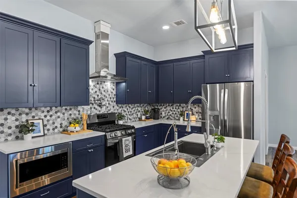 $599,000 | 1416 Avenue L, Santa Fe, TX 77510