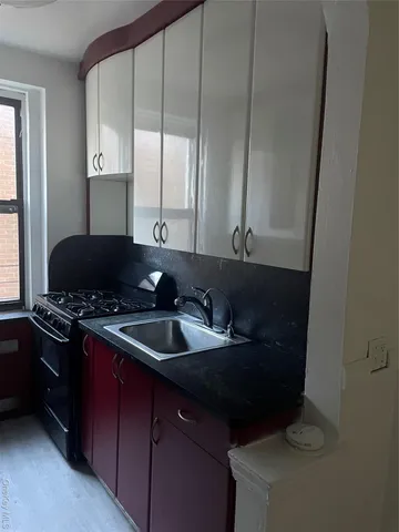 $289,000 | 118-14 83rd Avenue, Unit 3G | Kew Gardens