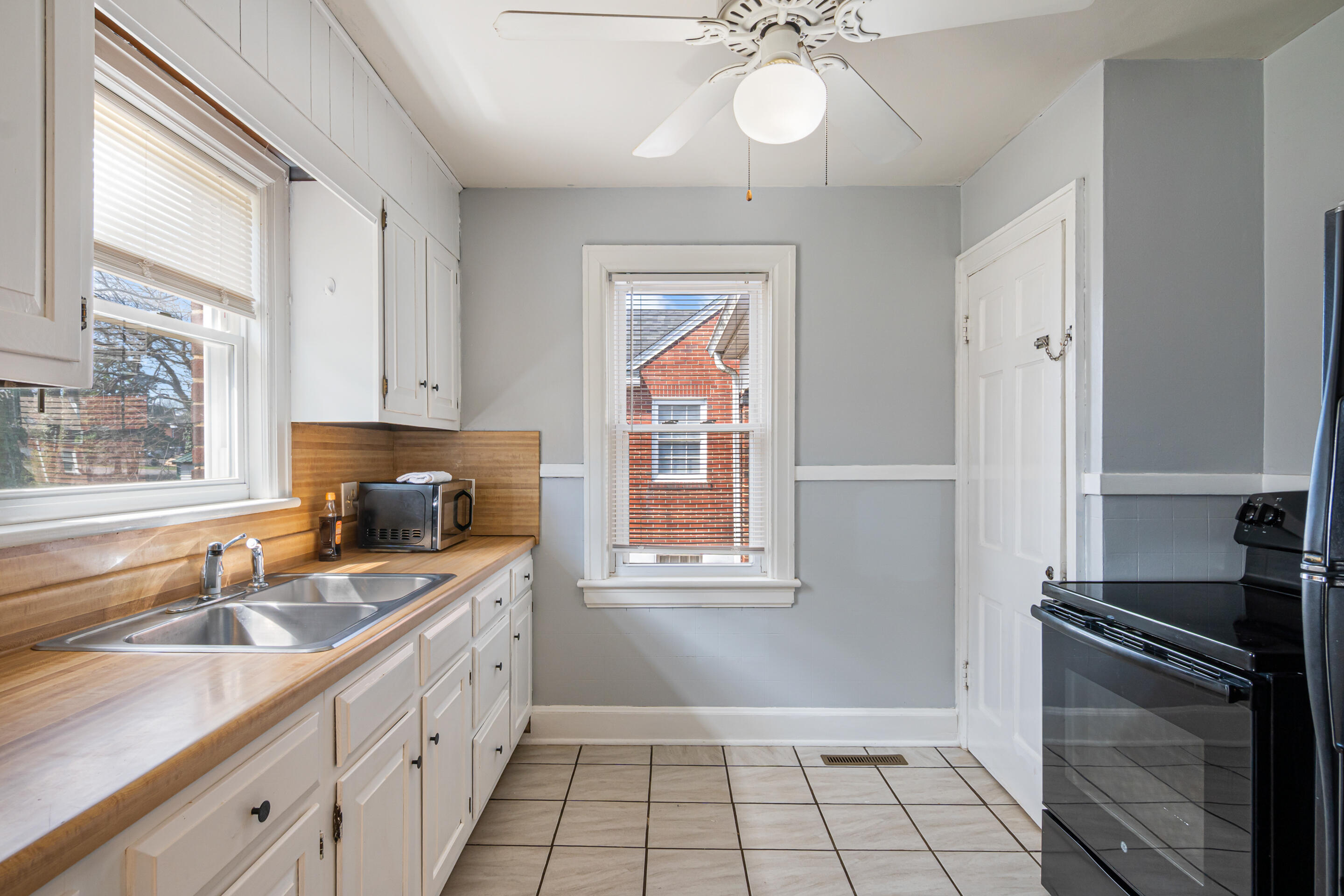 5122 Hearthstone Road Roanoke, VA 24012 - Photo 18 of 31 5122-Hearthstone-Rd-NW-Roanoke-18