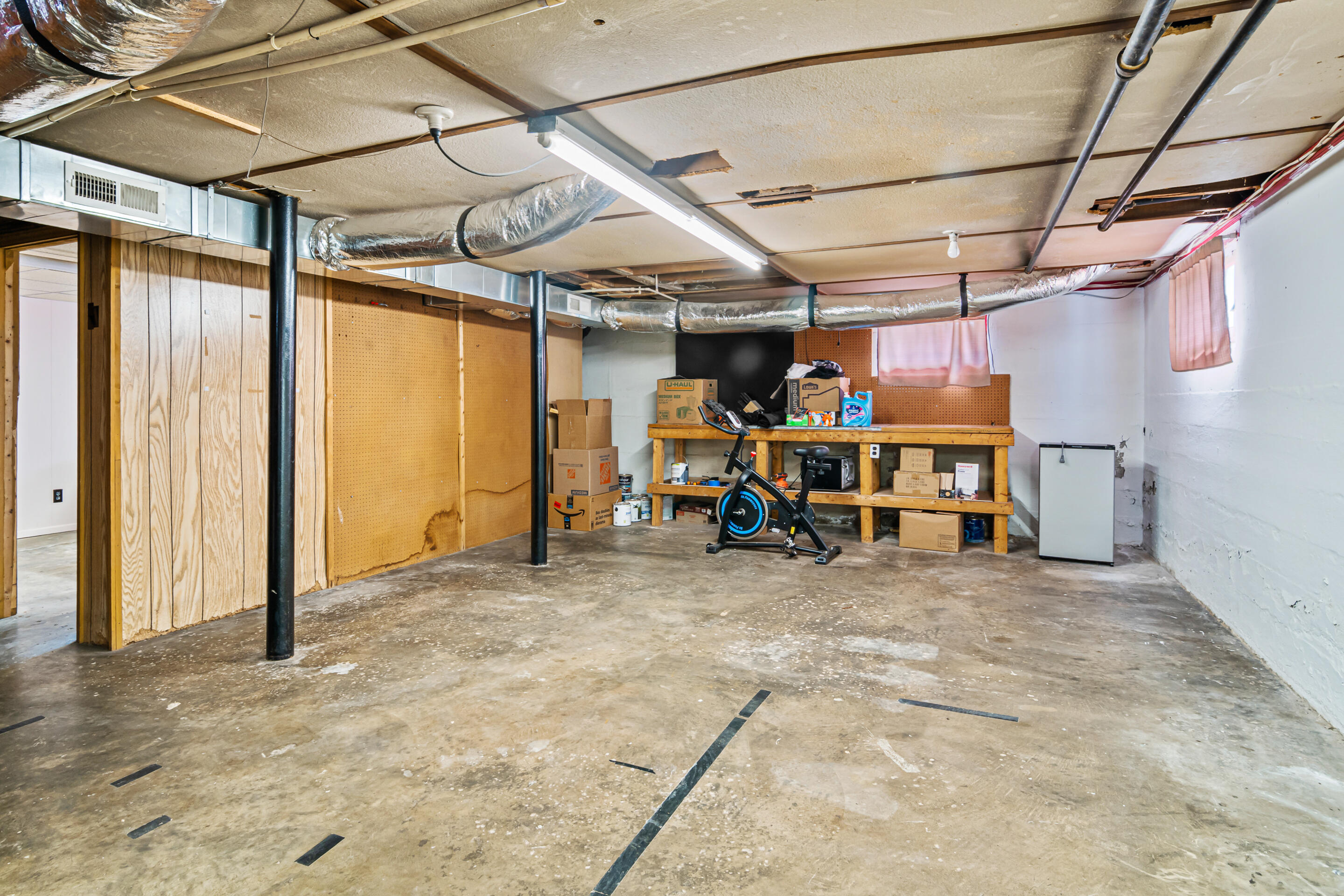 5122 Hearthstone Road Roanoke, VA 24012 - Photo 28 of 31 5122-Hearthstone-Rd-NW-Roanoke-28