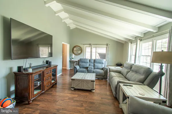 $475,000 | 7364 Ocean Gateway, Easton, MD 21601