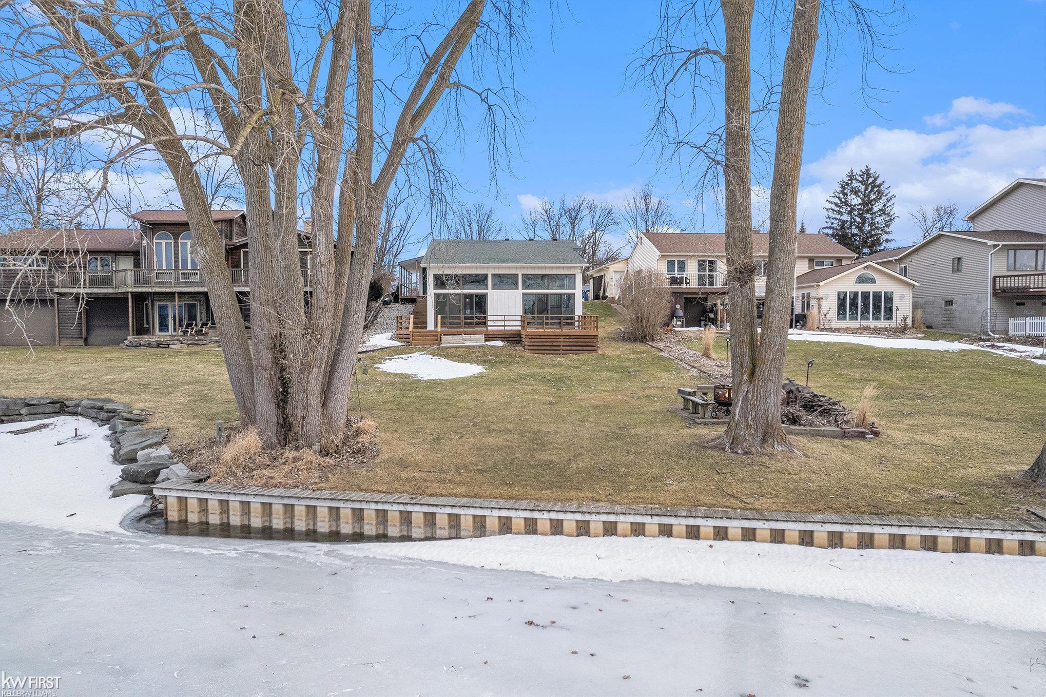 3391 East Rolston Road Fenton, MI 48430 - Photo 5 of 31 50167767-2f31ed06-51d3-420d-9add-c093d5dbfd85.JPG