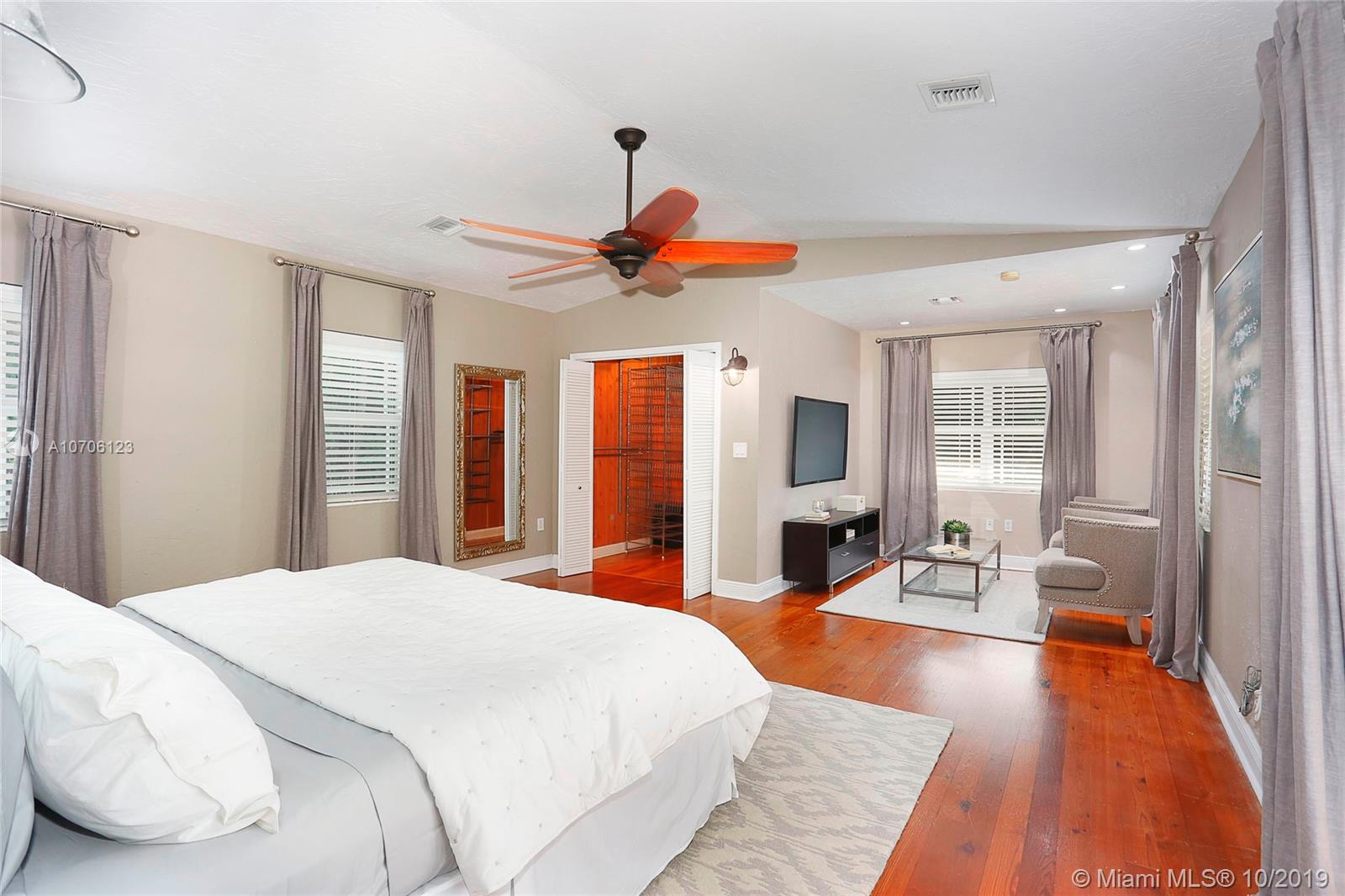 2260 Overbrook Street Miami, FL 33133 - Photo 20 of 27 Gallery Image 20
