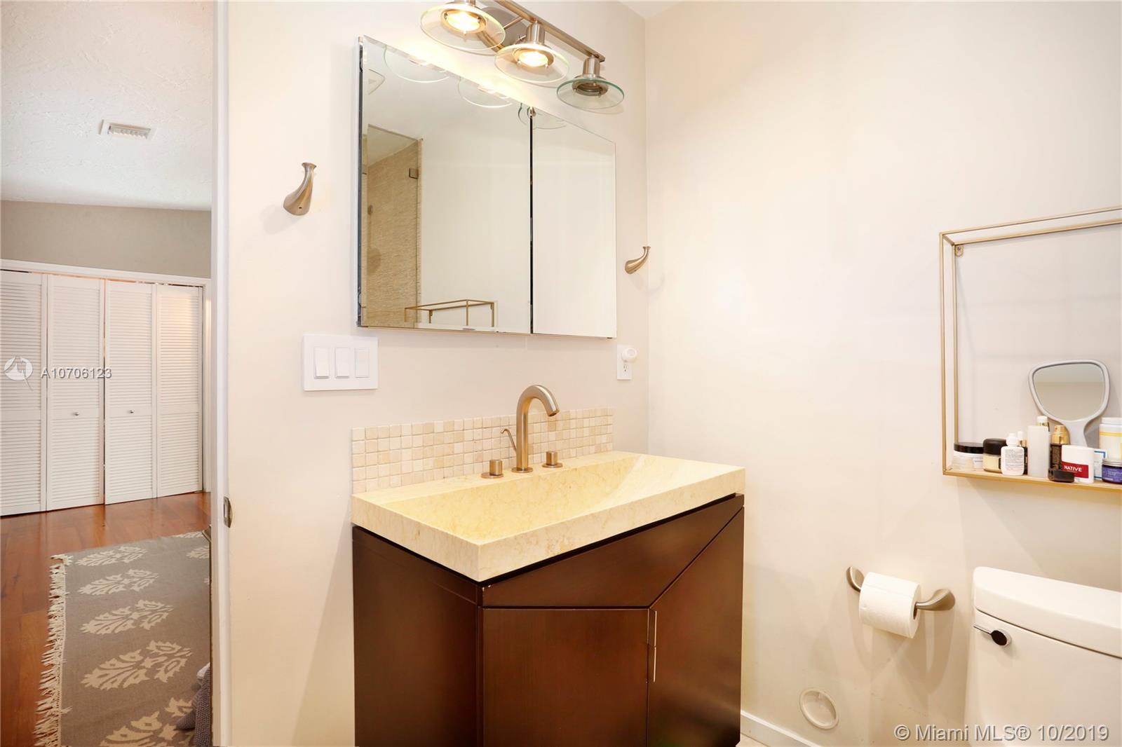 2260 Overbrook Street Miami, FL 33133 - Photo 24 of 27 Gallery Image 24