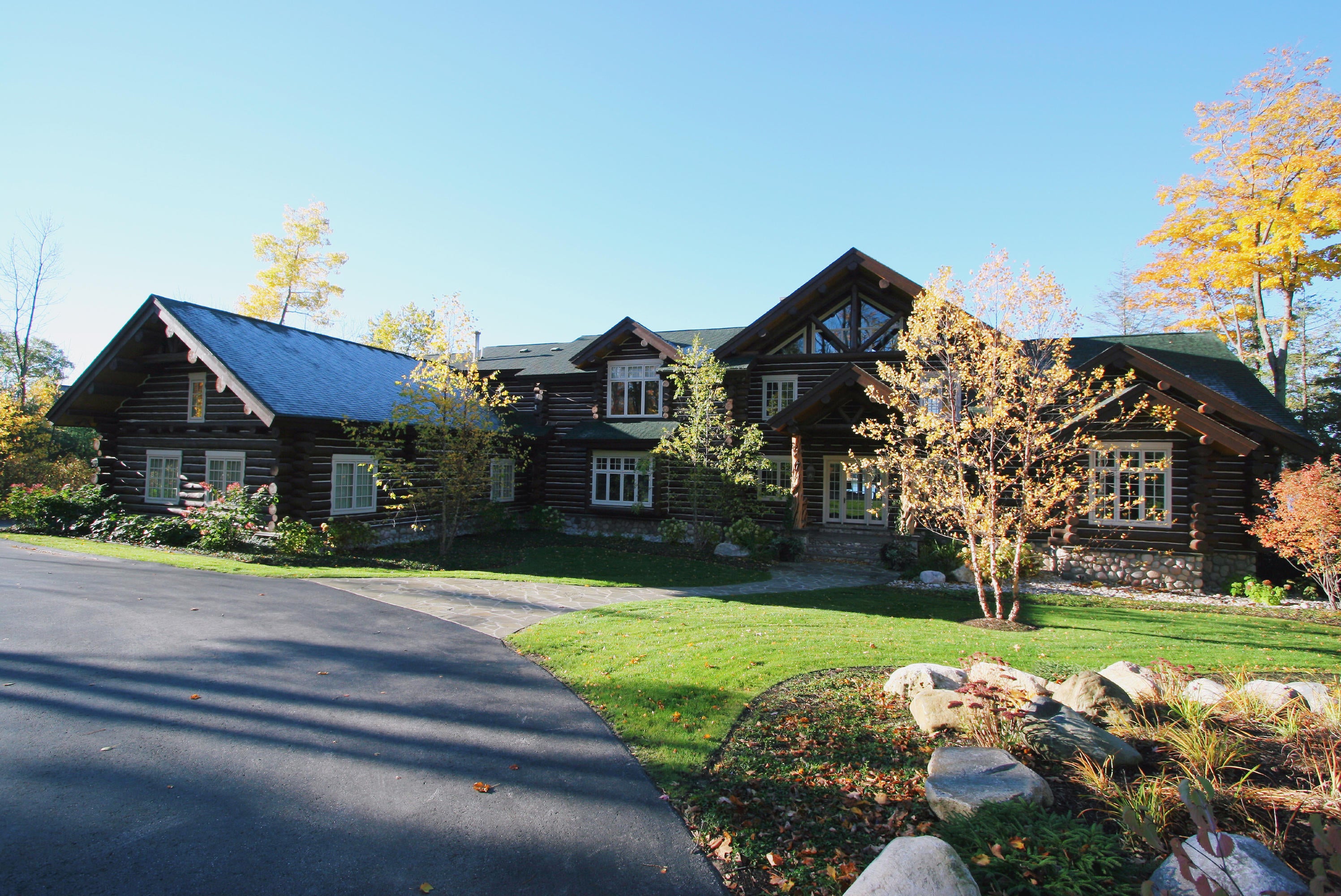 3122 Townsend Road Petoskey, MI 49770 - Photo 2 of 11 Gallery Image 2