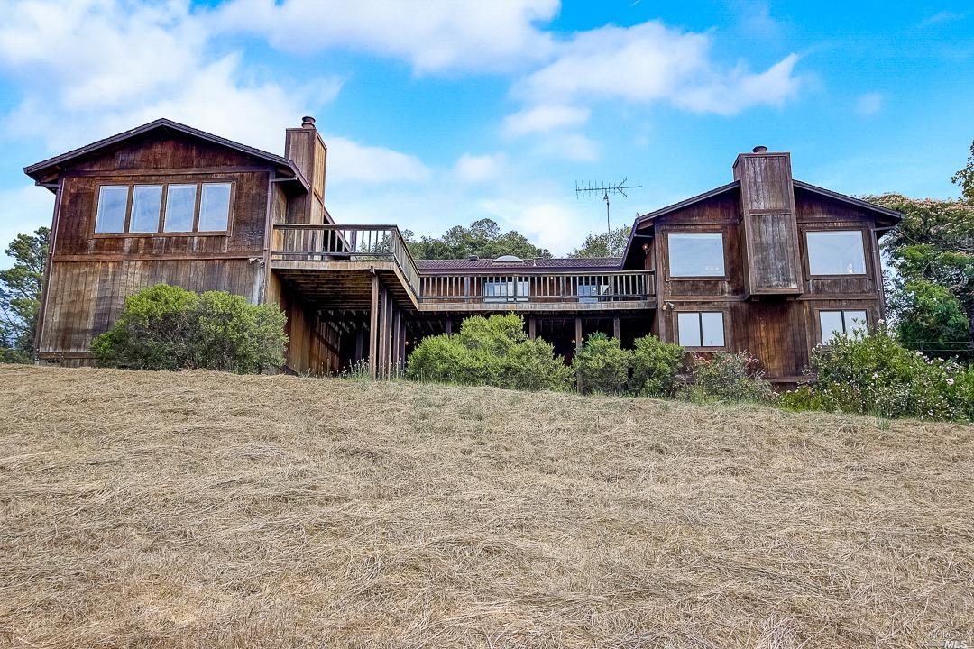 5194 Pressley Road Santa Rosa, CA 95404 - Photo 1 of 1 a front view of a house with a yard