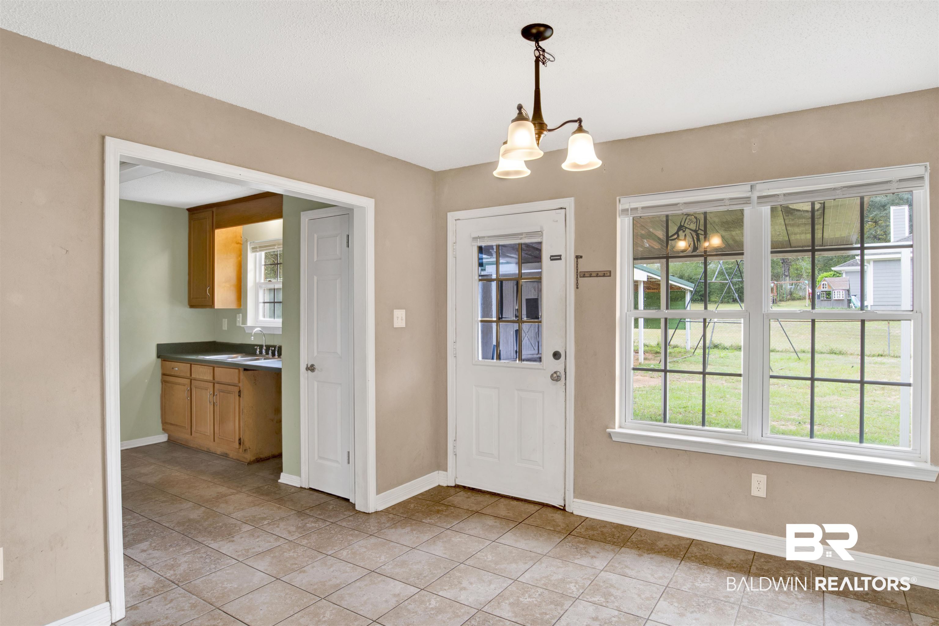 7675 Prince James Drive Mobile, AL 36619 - Photo 8 of 26