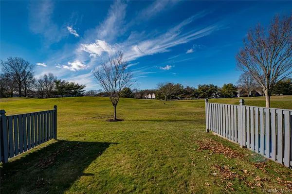 $439,000 | 757 Spring Lake Drive, Middle Island, NY 11953