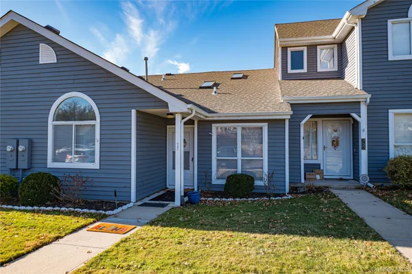 $439,000 | 757 Spring Lake Drive, Middle Island, NY 11953