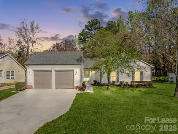 $1,800 | 8242 Walnut Creek Lane, Charlotte, NC 28227