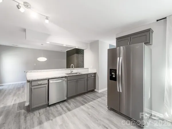$1,800 | 8242 Walnut Creek Lane, Charlotte, NC 28227