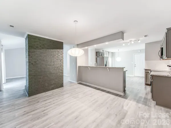 $1,800 | 8242 Walnut Creek Lane, Charlotte, NC 28227