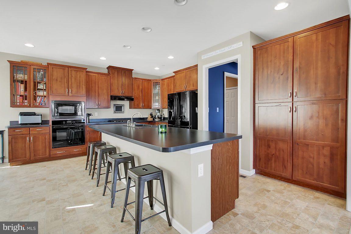 5003 West Heaps Road Pylesville, MD 21132 - Photo 8 of 25 Kitchen