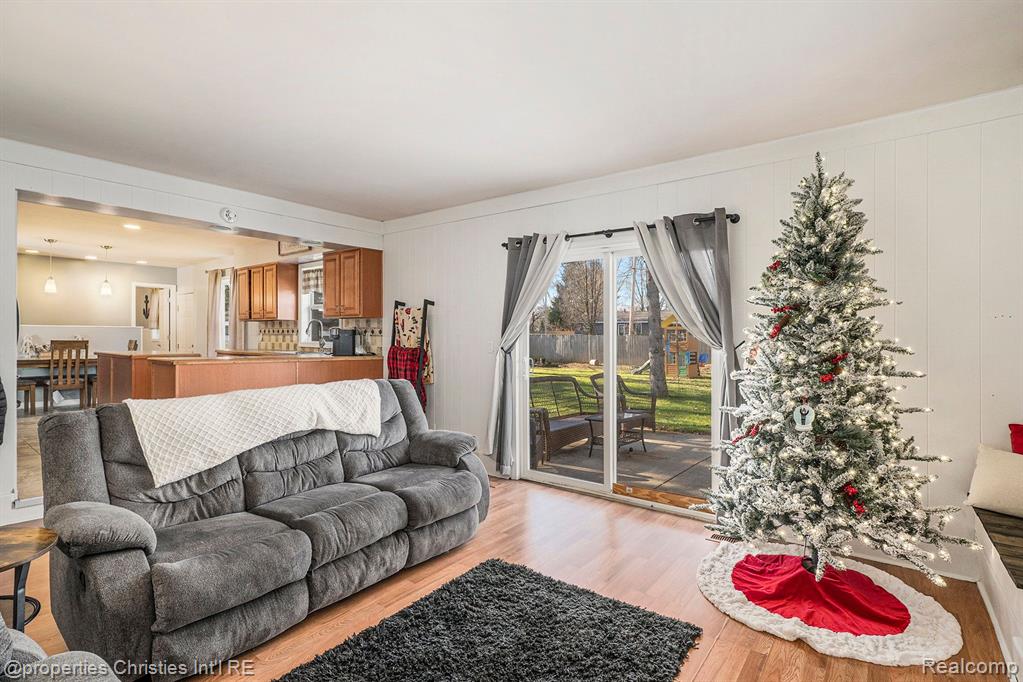 5083 North Georgetown Road Grand Blanc, MI 48439 - Photo 8 of 26 Gallery Image 8
