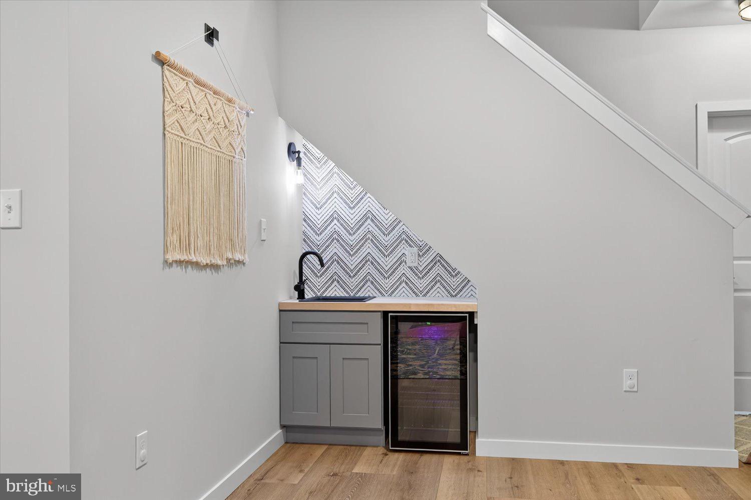 311 Ecker Drive Lititz, PA 17543 - Photo 37 of 49 a view of entryway