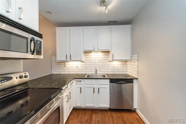 $115,000 | 627 Clara Avenue, Unit 1B, St. Louis, MO 63112