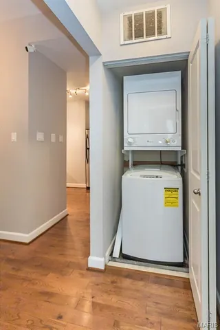 $115,000 | 627 Clara Avenue, Unit 1B, St. Louis, MO 63112