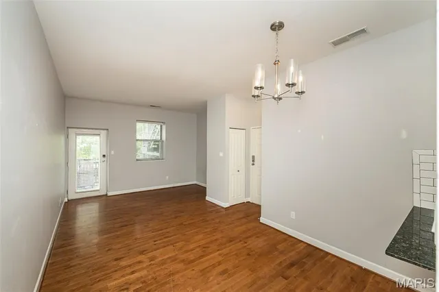 $115,000 | 627 Clara Avenue, Unit 1B, St. Louis, MO 63112