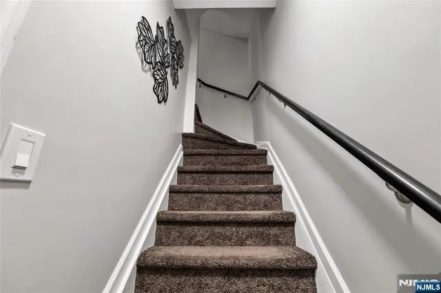 $899,999 | 396 14th Avenue, Irvington, NJ 07111