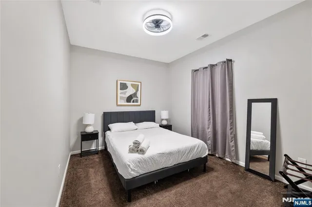 $899,999 | 396 14th Avenue, Irvington, NJ 07111