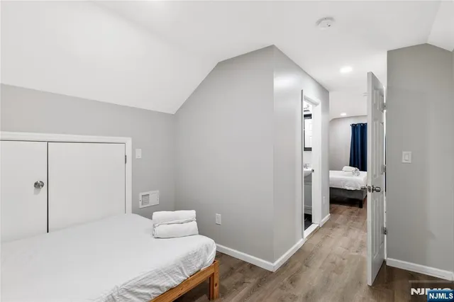 $899,999 | 396 14th Avenue, Irvington, NJ 07111