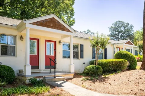 $185,000 | 1530 Stone Gate Lane Southeast, Atlanta, GA 30317