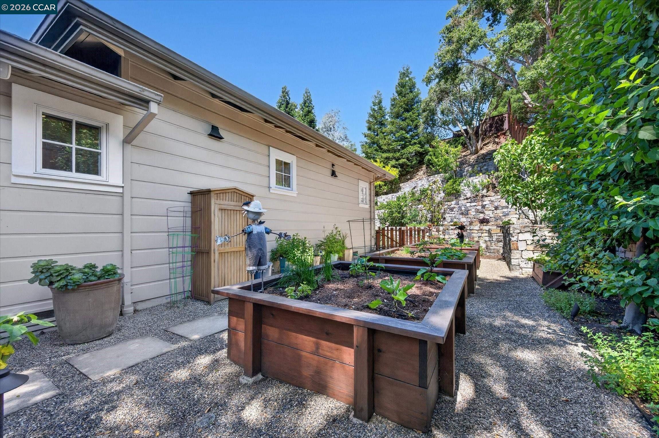 1165 Glen Road Lafayette, CA 94549 - Photo 38 of 60