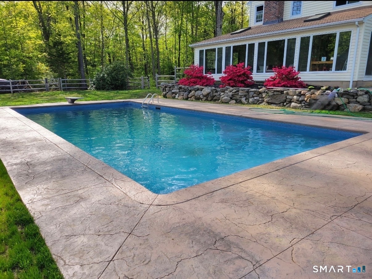 120 Catering Road Wolcott, CT 06716 - Photo 5 of 21