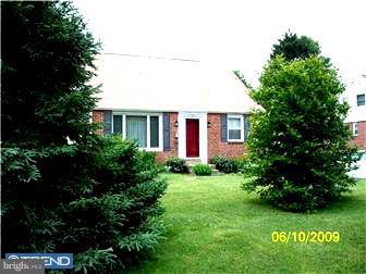 710 South York Road Hatboro, PA 19040 - Photo 1 of 12 Exterior Front