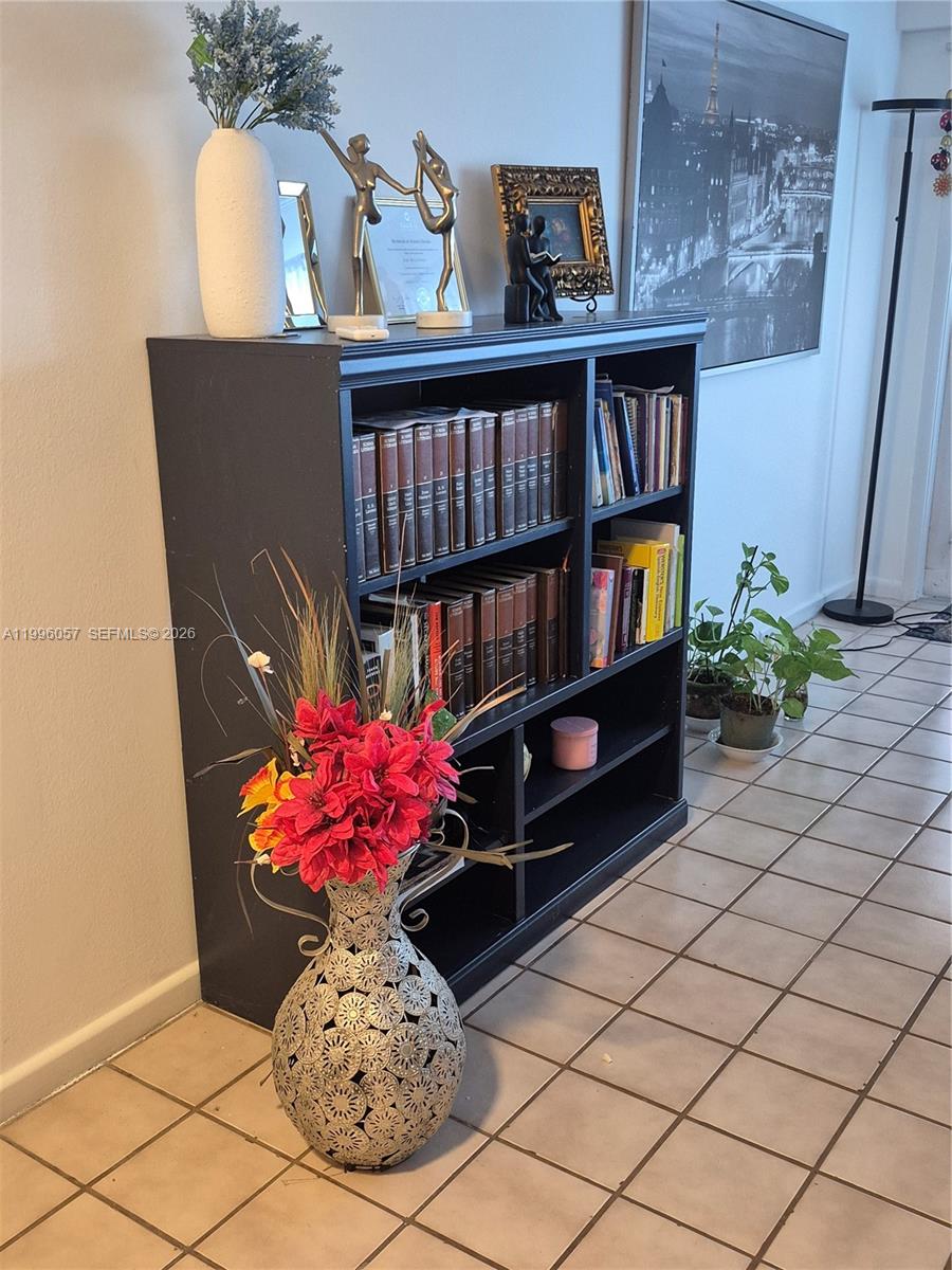 371 Brighton I, Unit 371 Boca Raton, FL 33434 - Photo 1 of 37 a vase of flowers sitting on a table