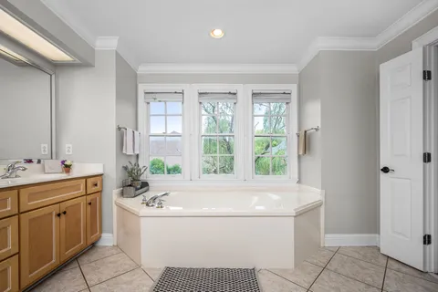 $575,000 | 2118 Prestwick Drive, Murfreesboro, TN 37130