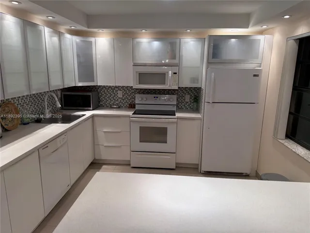 $1,450 | 75 Capri B, Unit 75, Delray Beach, FL 33484