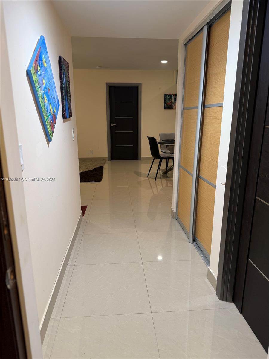 75 Capri B, Unit 75 Delray Beach, FL 33484 - Photo 3 of 9